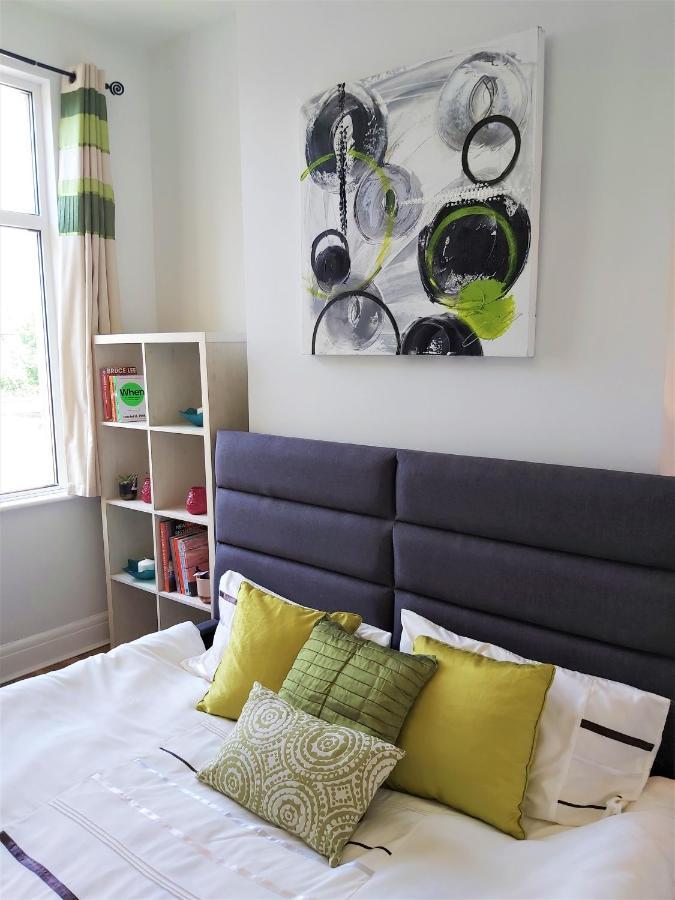 Beautifully Renovated 2 Bed Flat - Close To Beach Apartment Southend-on-Sea Bagian luar foto